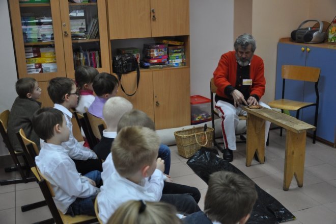 Uczli się rękodzieła w Szkole Podstawowej nr 10 [2.IV.2012] - zdjęcie #1 - eOstroleka.pl