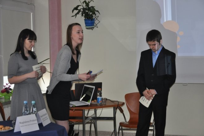 Uczniowie debatowali z samorządowcami: Poruszono trudne tematy [4.IV.2012] - zdjęcie #6 - eOstroleka.pl