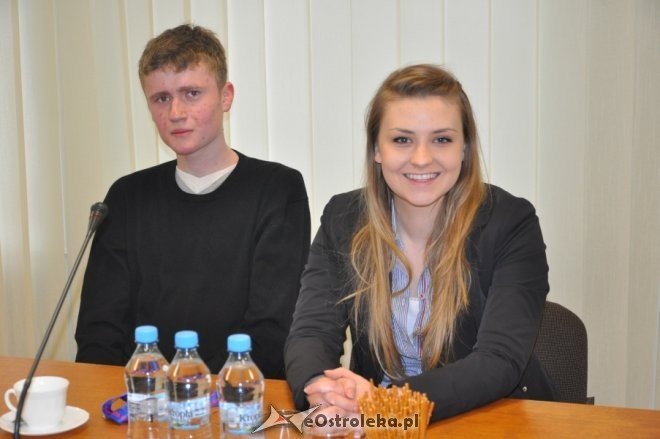 Licealiści spotkali się z przewodniczącym Rady Miasta [4.IV.2012] - zdjęcie #4 - eOstroleka.pl