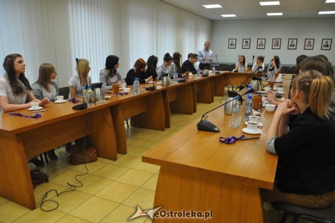 Licealiści spotkali się z przewodniczącym Rady Miasta [4.IV.2012] - zdjęcie #23 - eOstroleka.pl