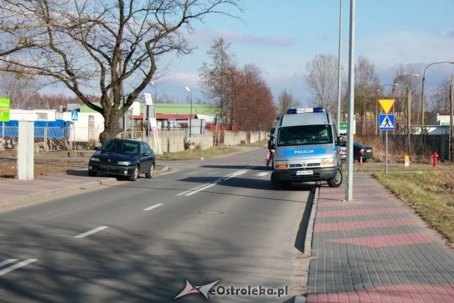 Kolizja trzech aut na ul. Granicznej [05.04.2012] - zdjęcie #1 - eOstroleka.pl
