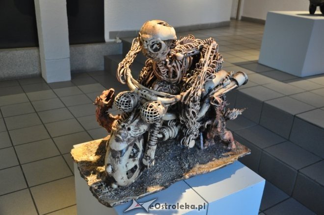 Galeria Ostrołęka: Wernisaż wystawy rzeźb Kazimierza Kalkowskiego [6.IV.2012] - zdjęcie #23 - eOstroleka.pl