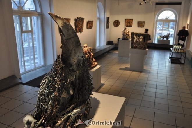 Galeria Ostrołęka: Wernisaż wystawy rzeźb Kazimierza Kalkowskiego [6.IV.2012] - zdjęcie #20 - eOstroleka.pl