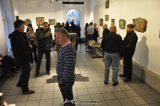 Galeria Ostrołęka: Wernisaż wystawy rzeźb Kazimierza Kalkowskiego [6.IV.2012] - zdjęcie #36 - eOstroleka.pl