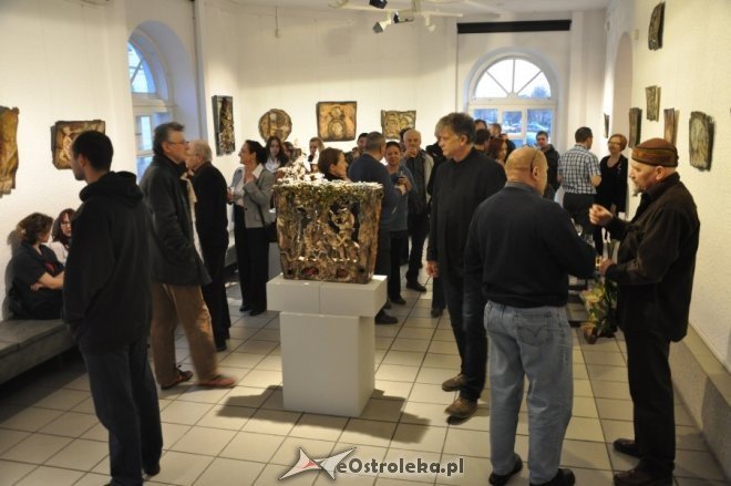 Galeria Ostrołęka: Wernisaż wystawy rzeźb Kazimierza Kalkowskiego [6.IV.2012] - zdjęcie #35 - eOstroleka.pl