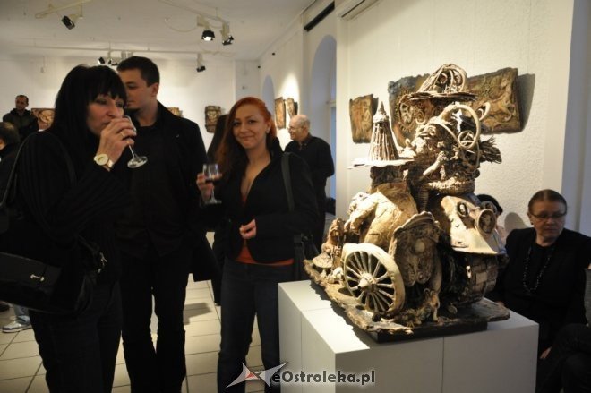 Galeria Ostrołęka: Wernisaż wystawy rzeźb Kazimierza Kalkowskiego [6.IV.2012] - zdjęcie #32 - eOstroleka.pl