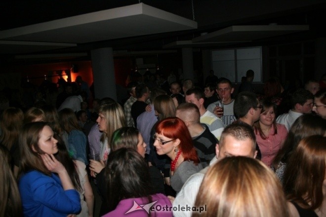 Wielkanoc w klubie U studentów [8.IV.2012] - zdjęcie #19 - eOstroleka.pl