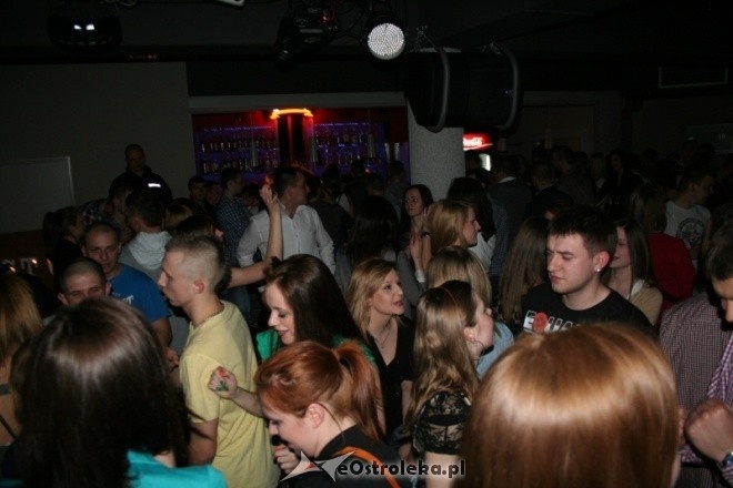 Wielkanoc w klubie U studentów [8.IV.2012] - zdjęcie #12 - eOstroleka.pl