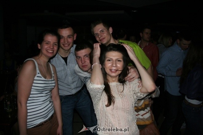 Wielkanoc w klubie U studentów [8.IV.2012] - zdjęcie #10 - eOstroleka.pl