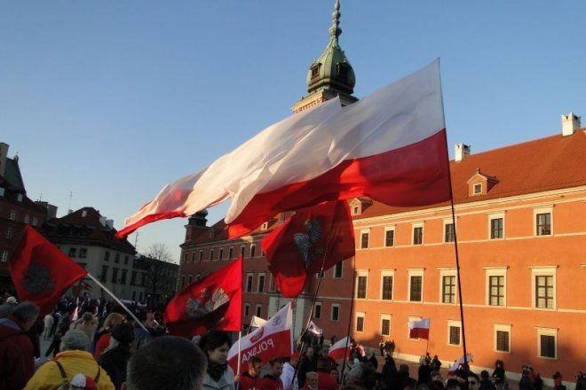 Obchody drugiej rocznicy katastrofy smoleńskiej - zdjęcie #16 - eOstroleka.pl