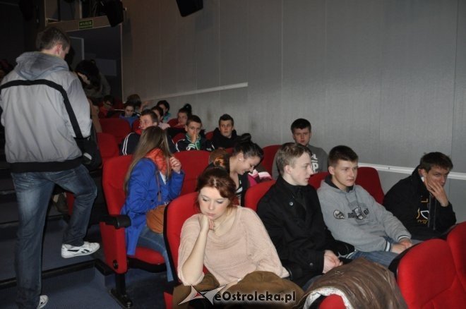 O Dywizji nastolatków w Ostrołęckim Centrum Kultury [16.IV.2012] - zdjęcie #3 - eOstroleka.pl
