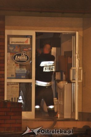 Pożar hurtowni Energas w Ostrołęce [16.IV.2012] - zdjęcie #9 - eOstroleka.pl