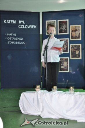 Uczniowie Szkoły Podstawowej nr 10 pamiętają o pomordowanych w Katyniu [18.IV.2012] - zdjęcie #8 - eOstroleka.pl