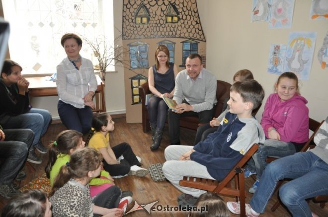 W Ostrołęce trwa akcja czytania dzieciom - zdjęcie #1 - eOstroleka.pl