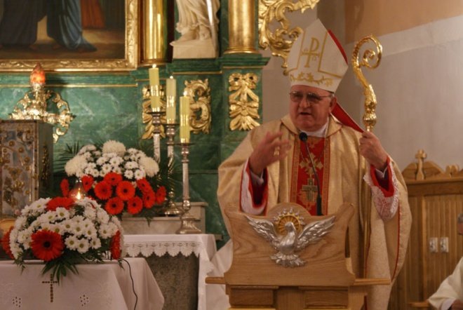 Odsłonięcie pomnika ku czci ofiar komunizmu - zdjęcie #109 - eOstroleka.pl