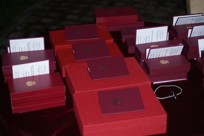 Odsłonięcie pomnika ku czci ofiar komunizmu - zdjęcie #93 - eOstroleka.pl