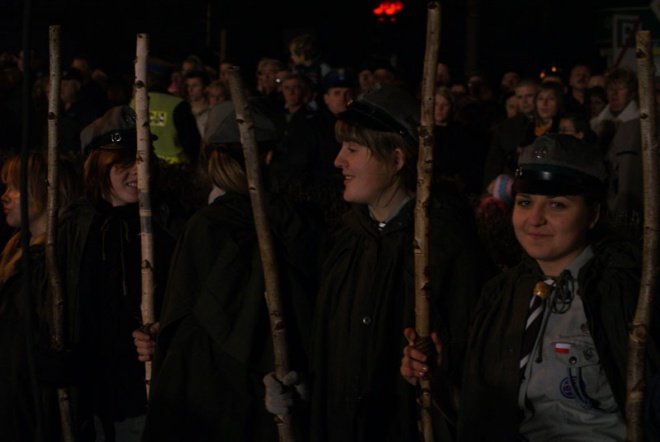 Odsłonięcie pomnika ku czci ofiar komunizmu - zdjęcie #78 - eOstroleka.pl
