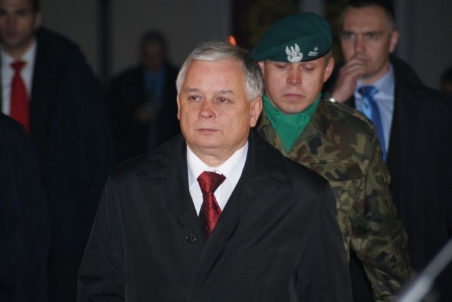 Odsłonięcie pomnika ku czci ofiar komunizmu - zdjęcie #53 - eOstroleka.pl