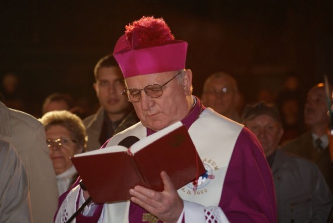 Odsłonięcie pomnika ku czci ofiar komunizmu - zdjęcie #43 - eOstroleka.pl