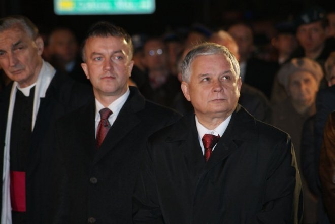 Odsłonięcie pomnika ku czci ofiar komunizmu - zdjęcie #42 - eOstroleka.pl