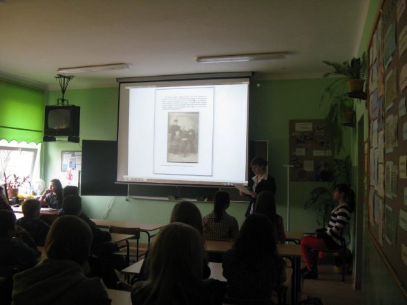 Dzień otwarty w Gimnazjum nr 4 [20.IV.2012]  - zdjęcie #6 - eOstroleka.pl