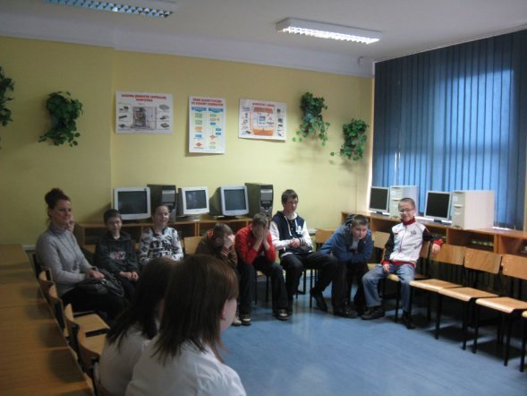 Dzień otwarty w Gimnazjum nr 4 [20.IV.2012]  - zdjęcie #7 - eOstroleka.pl