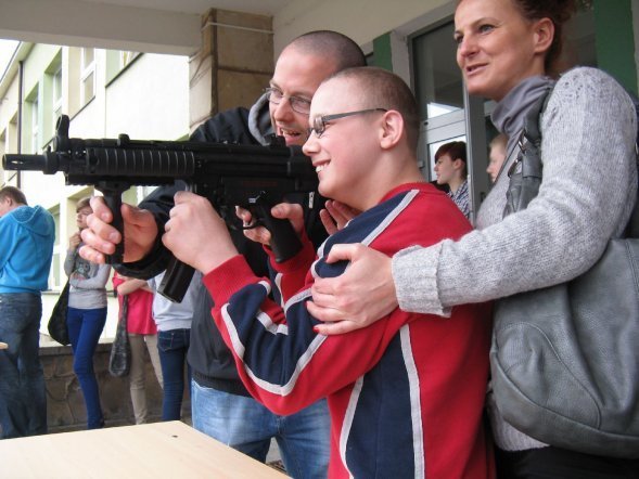 Dzień otwarty w Gimnazjum nr 4 [20.IV.2012]  - zdjęcie #3 - eOstroleka.pl