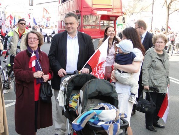 II Ogólnopolski Marsz w Obronie TV Trwam i Wolności Słowa  - zdjęcie #48 - eOstroleka.pl