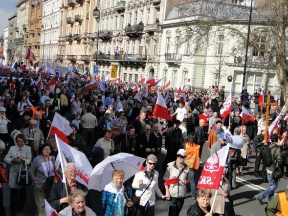 II Ogólnopolski Marsz w Obronie TV Trwam i Wolności Słowa  - zdjęcie #45 - eOstroleka.pl