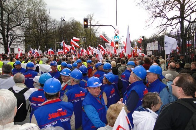II Ogólnopolski Marsz w Obronie TV Trwam i Wolności Słowa  - zdjęcie #27 - eOstroleka.pl