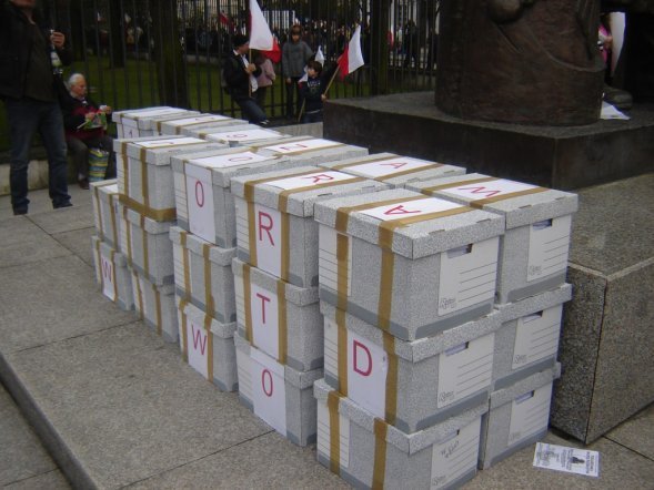 II Ogólnopolski Marsz w Obronie TV Trwam i Wolności Słowa  - zdjęcie #13 - eOstroleka.pl