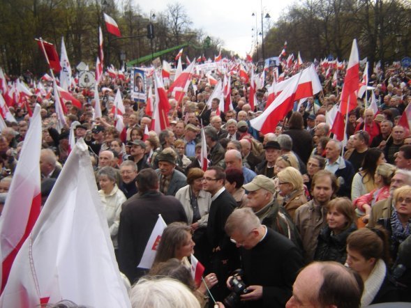 II Ogólnopolski Marsz w Obronie TV Trwam i Wolności Słowa  - zdjęcie #9 - eOstroleka.pl
