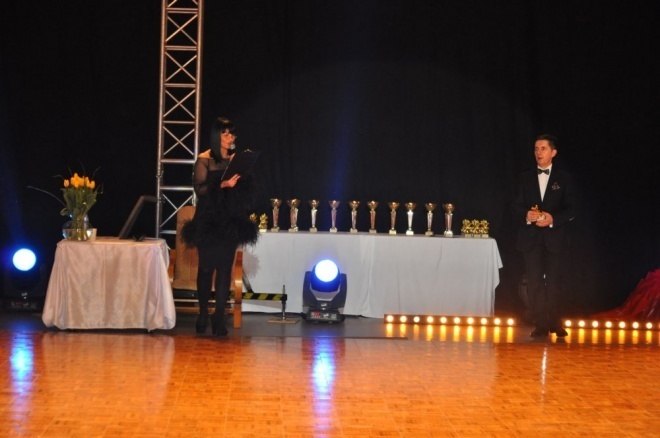 IX Ogólnopolski Turniej Tańca Towarzyskiego o Puchar Prezydenta Miasta Ostrołęki [21.04.2012] - zdjęcie #11 - eOstroleka.pl