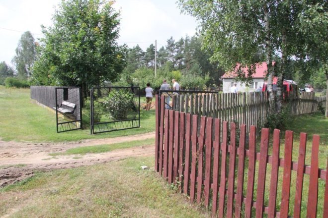 Zwłoki w Łęgu [1.08.2012] - zdjęcie #1 - eOstroleka.pl