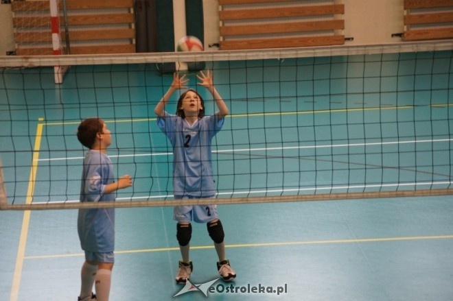 Turniej Minisiatkówki Kinder + Sport [22.04.2012] - zdjęcie #51 - eOstroleka.pl