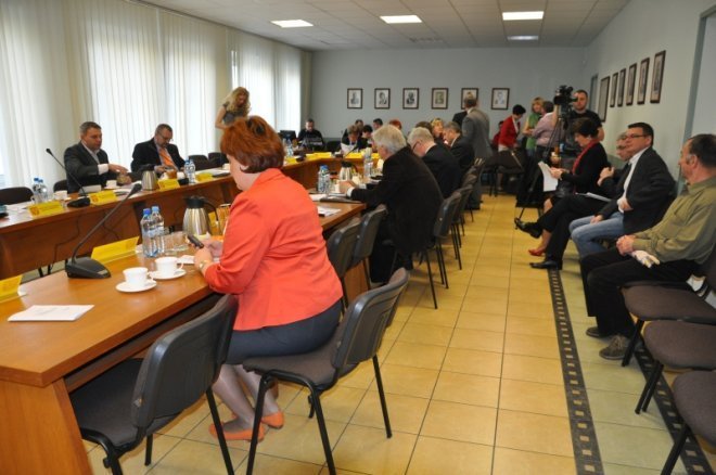 XXIV Sesja Rady Miasta [26.IV.2012] - zdjęcie #1 - eOstroleka.pl