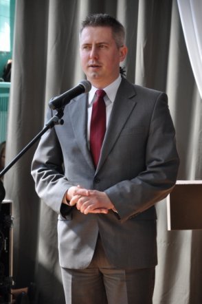 Zakończenia roku szkolnego ostrołęckich maturzystów [27.IV.2012] - zdjęcie #76 - eOstroleka.pl