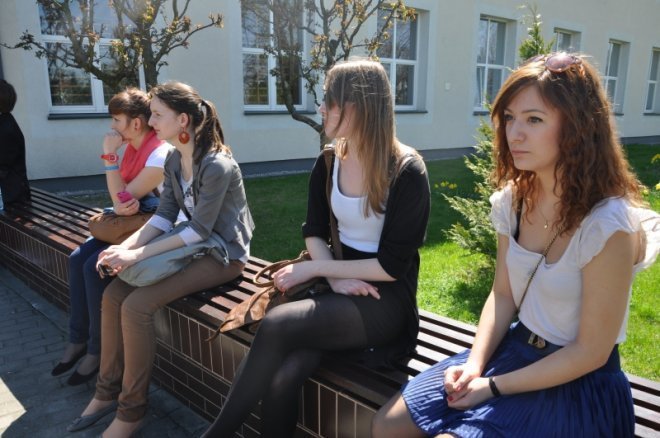 Zakończenia roku szkolnego ostrołęckich maturzystów [27.IV.2012] - zdjęcie #10 - eOstroleka.pl