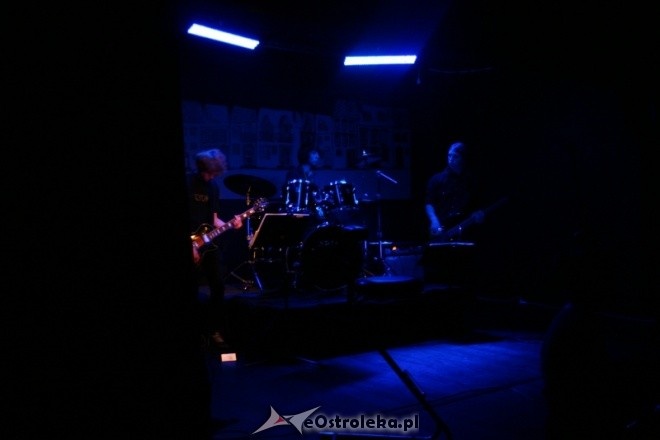 Śpij moje miasto - Koncert Izabelii Perczyńskiej w klubie Oczko [27.IV.2012] - zdjęcie #10 - eOstroleka.pl