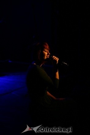 Śpij moje miasto - Koncert Izabelii Perczyńskiej w klubie Oczko [27.IV.2012] - zdjęcie #9 - eOstroleka.pl