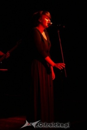 Śpij moje miasto - Koncert Izabelii Perczyńskiej w klubie Oczko [27.IV.2012] - zdjęcie #5 - eOstroleka.pl