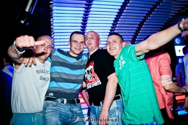 Sobotnia impreza w klubie X-Sensation w Myszyńcu [28.04.2012] - zdjęcie #61 - eOstroleka.pl