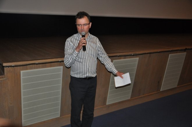 Klub Kina Niezależnego: Towarzysz Generał idzie na wojnę [30.IV.2012] - zdjęcie #8 - eOstroleka.pl