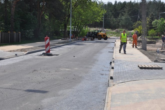 Inwestycje drogowe 2012: Ulica Łęczysk [9.V.2012] - zdjęcie #15 - eOstroleka.pl