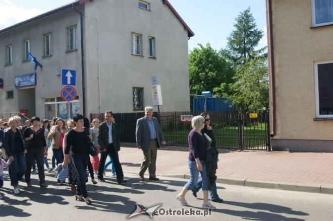 Różan: Protest w obronie zwolnionego dyrektora GOUK [14.05.2012] - zdjęcie #21 - eOstroleka.pl