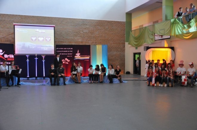 Orlik przy Gimnazjum nr 1 oficjalnie otwarty [14.V.2012] - zdjęcie #32 - eOstroleka.pl