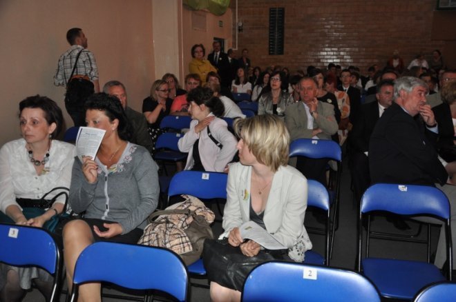 Orlik przy Gimnazjum nr 1 oficjalnie otwarty [14.V.2012] - zdjęcie #29 - eOstroleka.pl