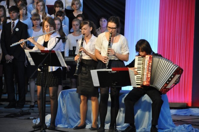 Orlik przy Gimnazjum nr 1 oficjalnie otwarty [14.V.2012] - zdjęcie #26 - eOstroleka.pl