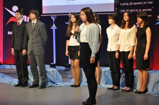 Orlik przy Gimnazjum nr 1 oficjalnie otwarty [14.V.2012] - zdjęcie #23 - eOstroleka.pl