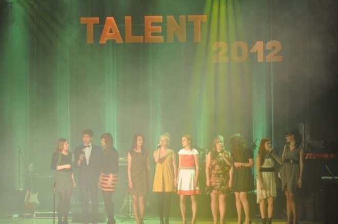 Joanna Bernatowicz zdobyła tytuł  Talentu 2012 [16.V.2012] - zdjęcie #12 - eOstroleka.pl